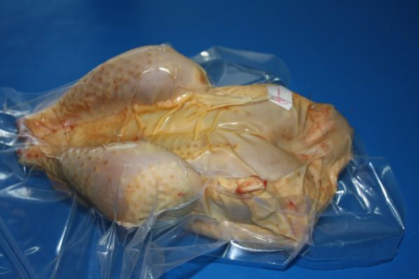 Poulet entier sous vide